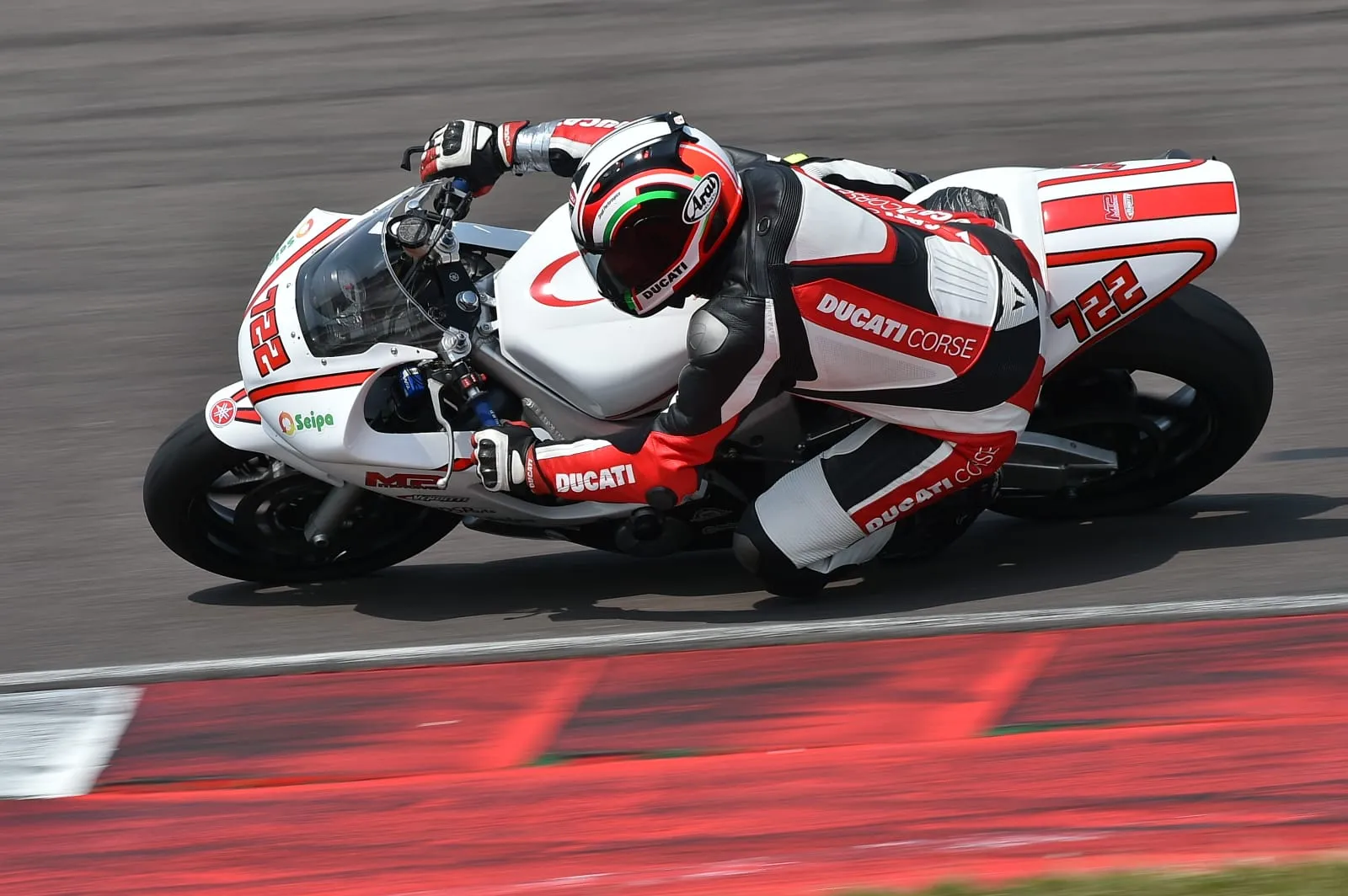 07007df9-3881-4c8a-8f48-b75df408f0ab_11zon