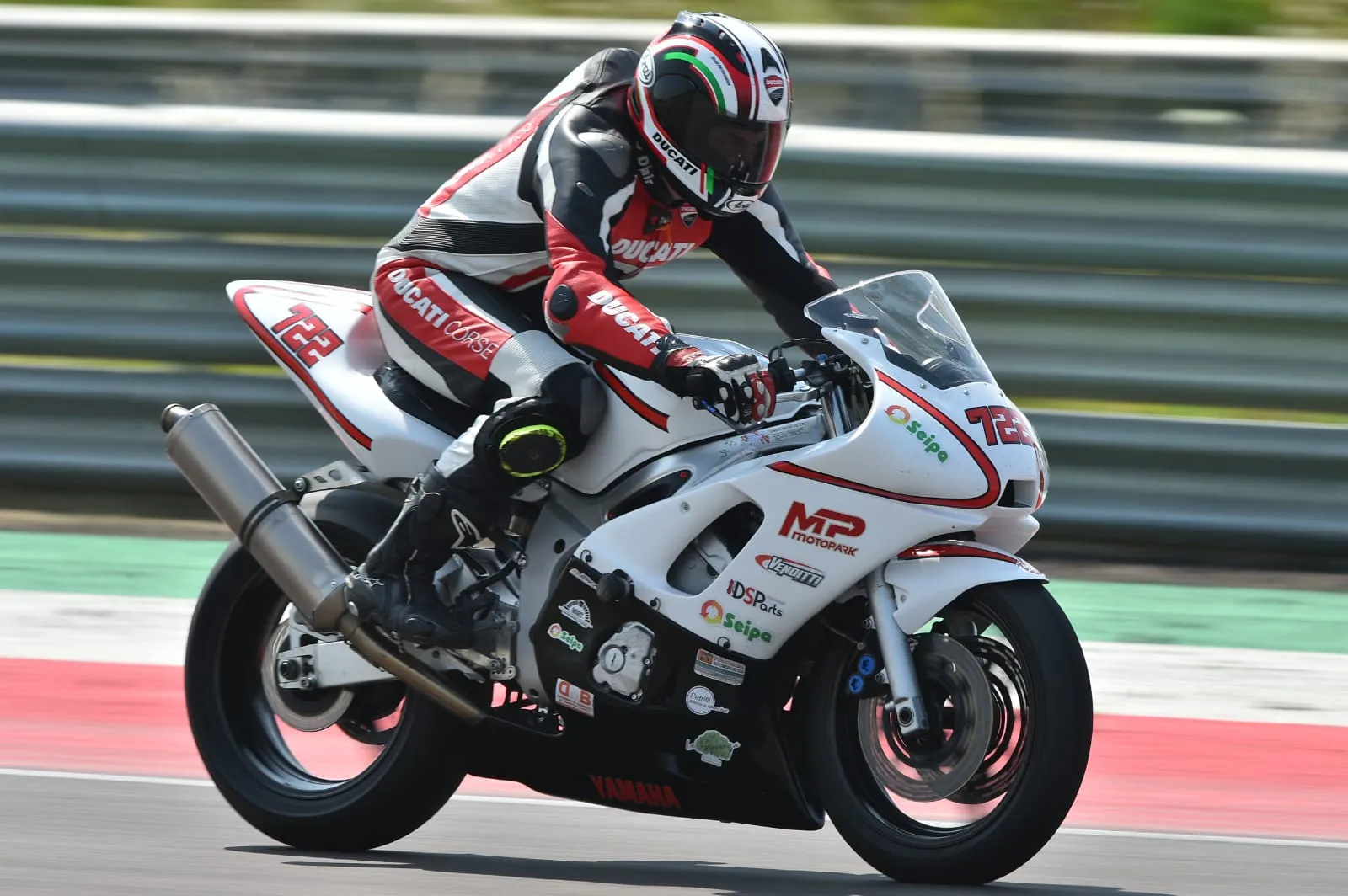 28408732-2ba3-4f99-9cb9-3f77c6fa6409_11zon