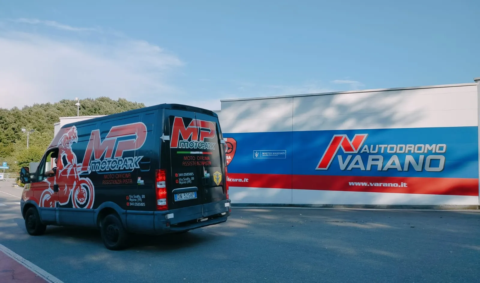 3310a0b3-0766-43ed-8c66-2be24687c85c_11zon