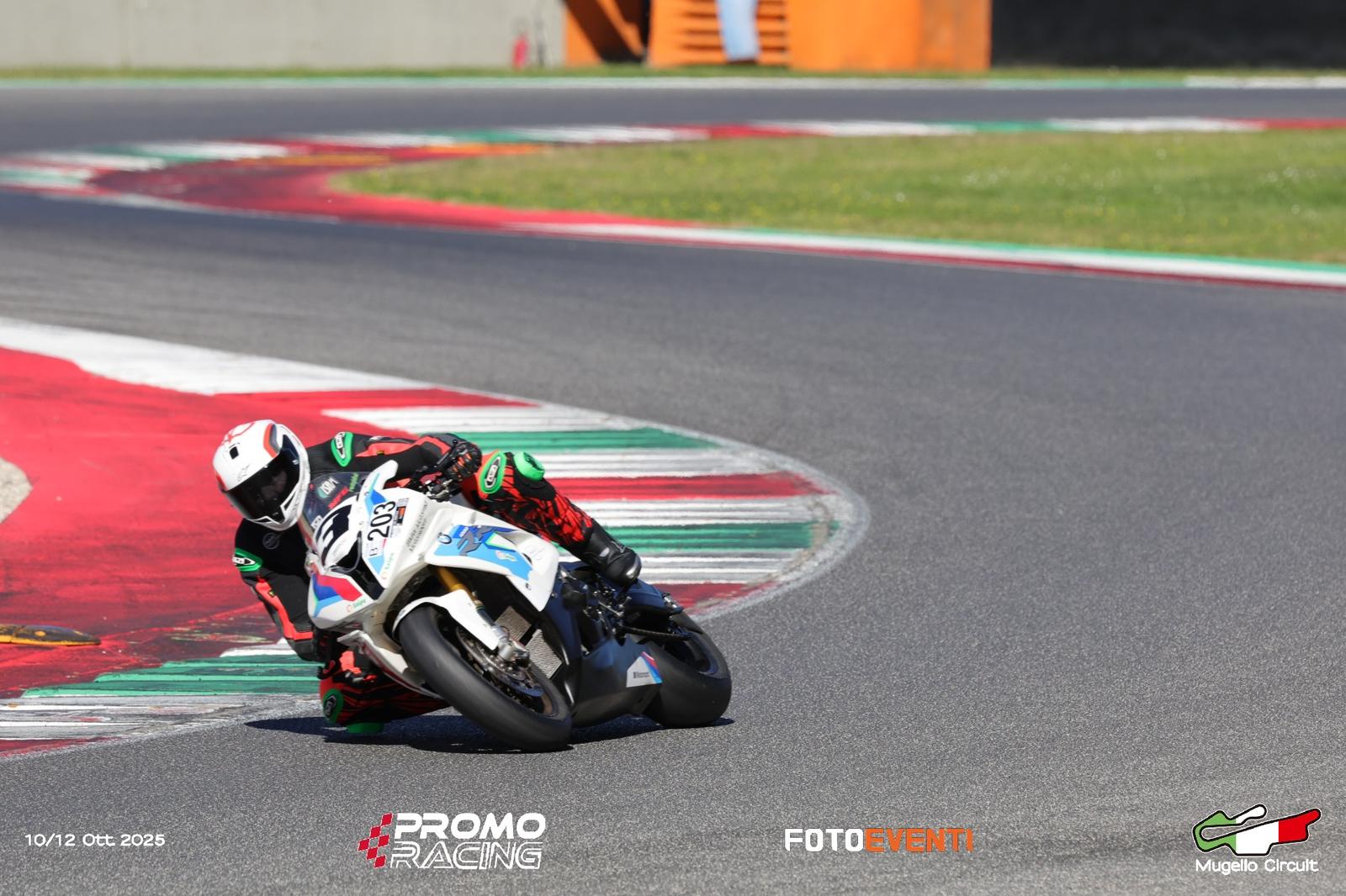 56278b68-f6f6-4648-b83d-683522c1f216