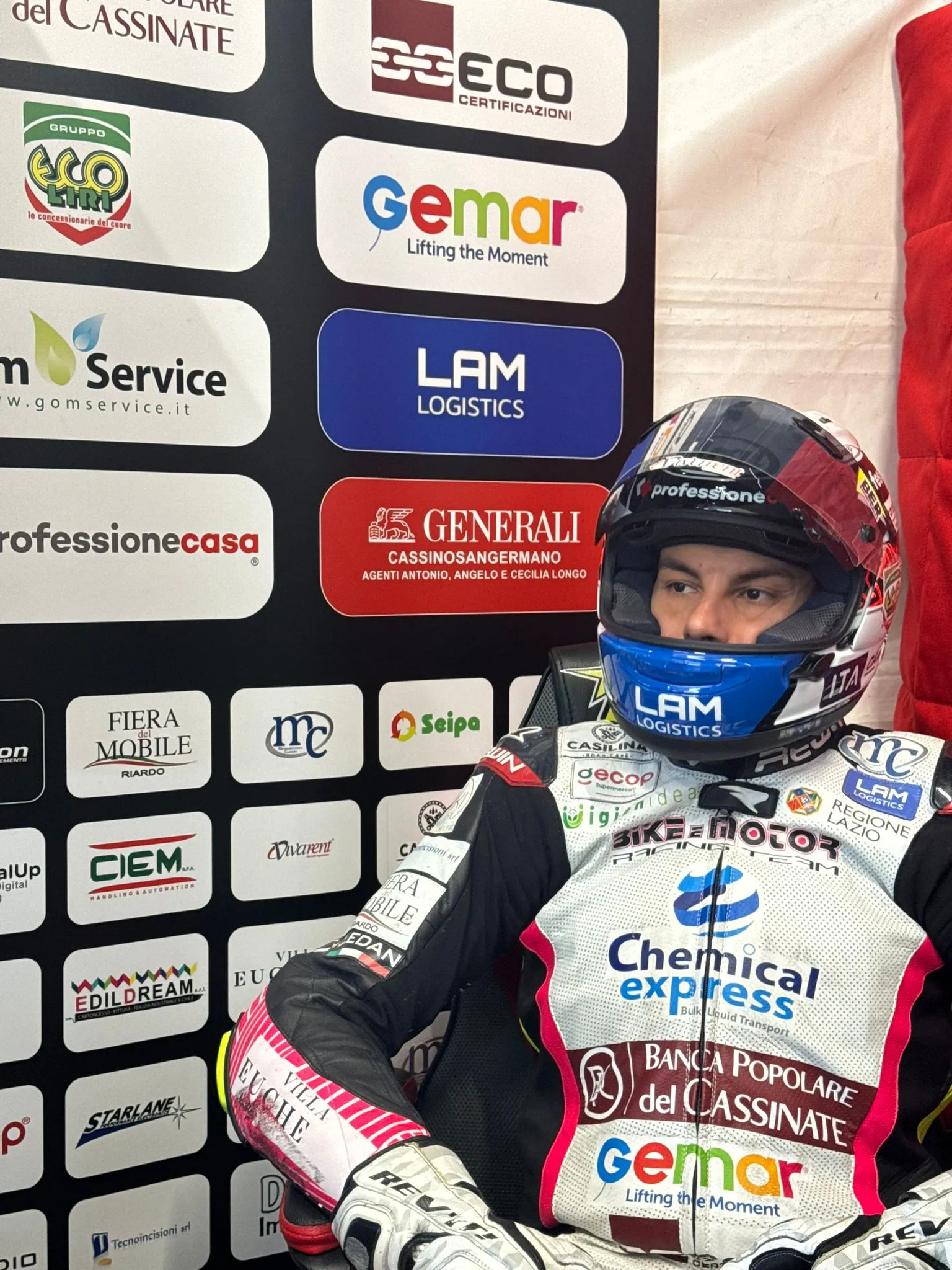 743f34e9-4499-42f9-815d-6516960ba38f_11zon