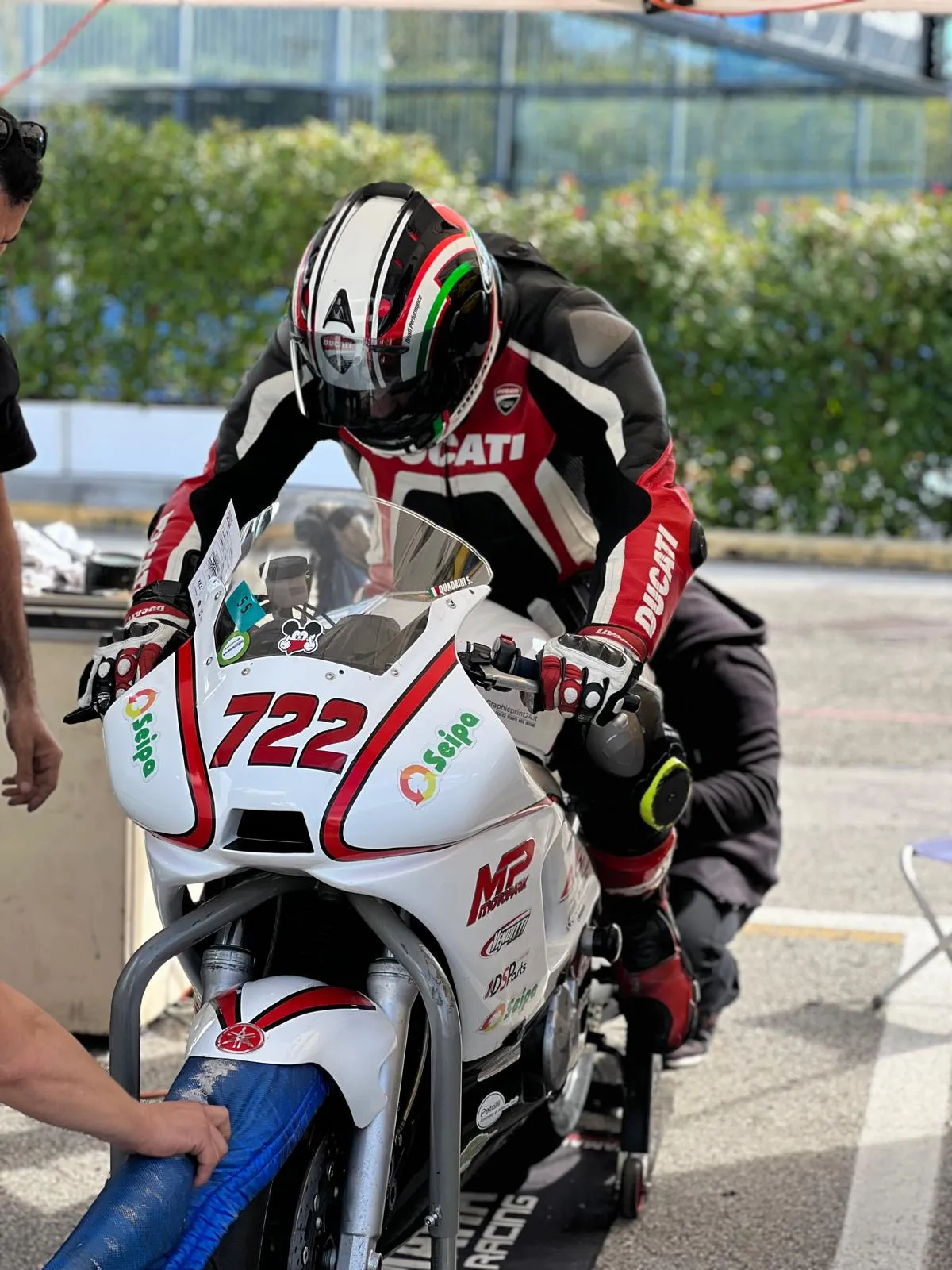 7ddf8723-8990-427d-a914-1d9d8c2e5b38_11zon