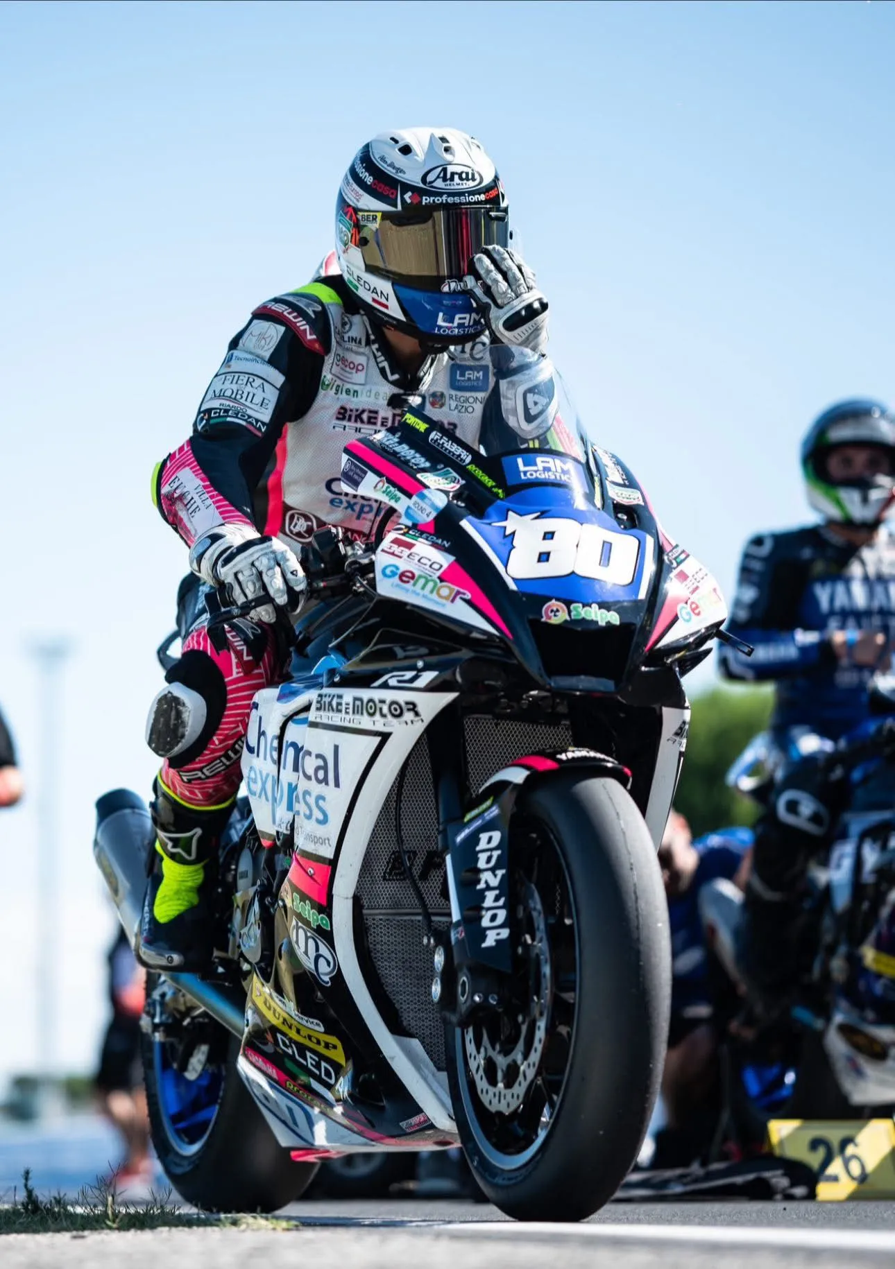 7e948465-3143-4538-b33d-10cc4c826b0e_11zon