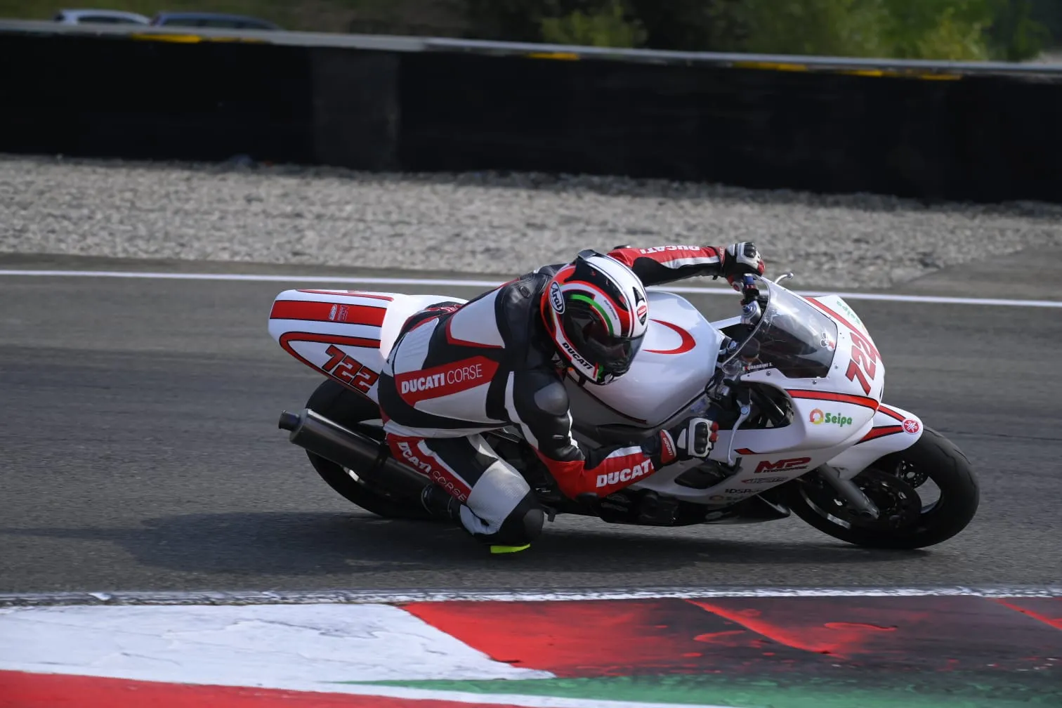 7ef060cf-040b-465b-bef5-46a6f78c5dad_11zon